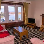 Mccaig\'S Tower Apartment