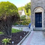Ardmor Guest House