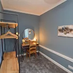 The Gallery Apartment - Oban Town Centre Apartment, Walkable To Ferry Terminal