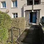 Roshinish Flat - Modern, Bright 2 Bedroom Flat