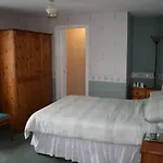 Glenview Guest House