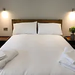 Oban Bay Apartments