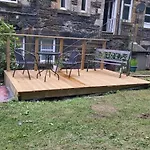 One Bedroom Flat, Very Close To Town Center.