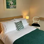 Cedar Lodge