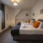 George Street Apartment