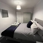 Breadalbane Apartment