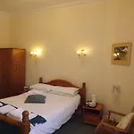 Palace Hotel - Small Hotel