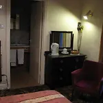 Lancaster Hotel