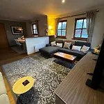 Lochedge House