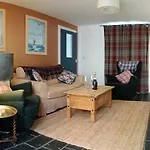 Red Deer Cottage At Fanans