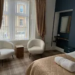 Sandvilla Guesthouse