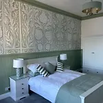 Royal Bank Flat