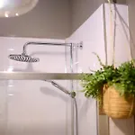 Beautiful 1Br Super Central Apt With Period Features