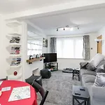 Sonas 3 Kenmore Cottages