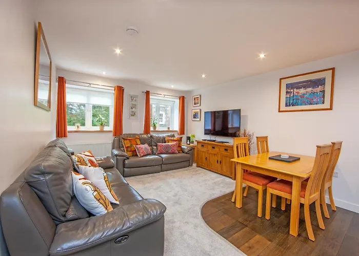 Premium 2 Bed Apt 1St Floor Sleeps 4 Adults In Oban Town