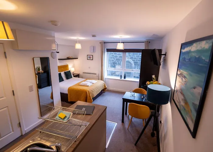 Springbank Apartment