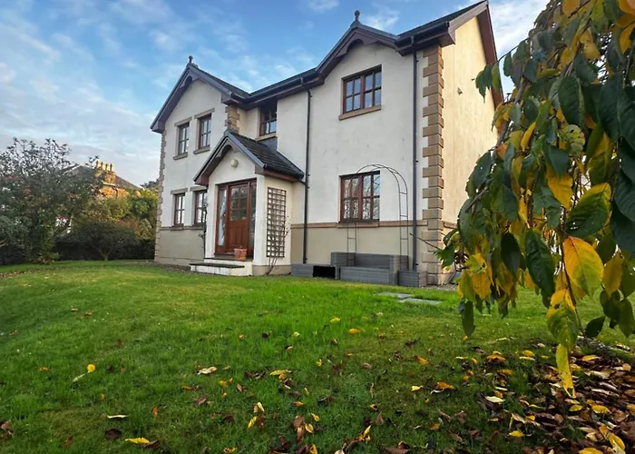 Lochedge House