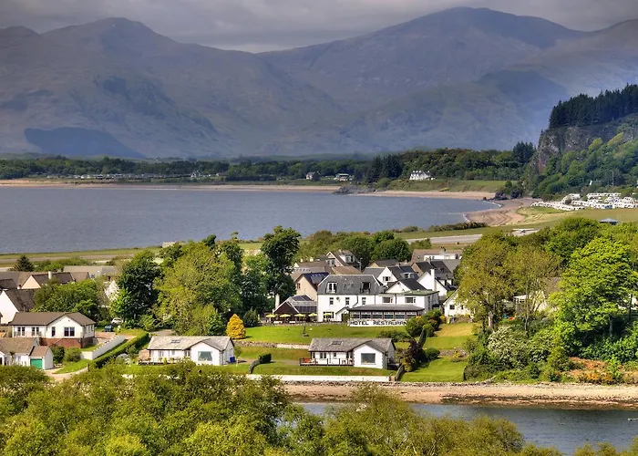 Lochnell Arms Hotel