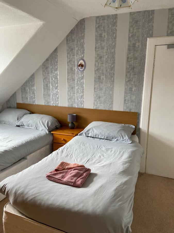 Bed & Breakfast Alderlea House *