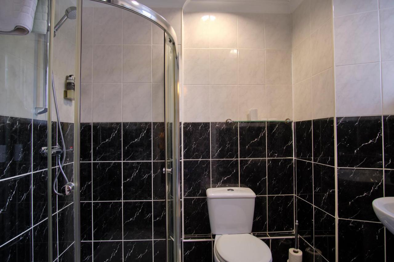 Argyll House 3*