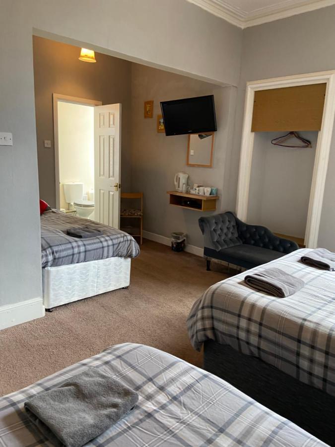 Alderlea House