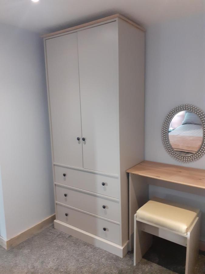 The Coorie Inviting 1-bed In Apartment