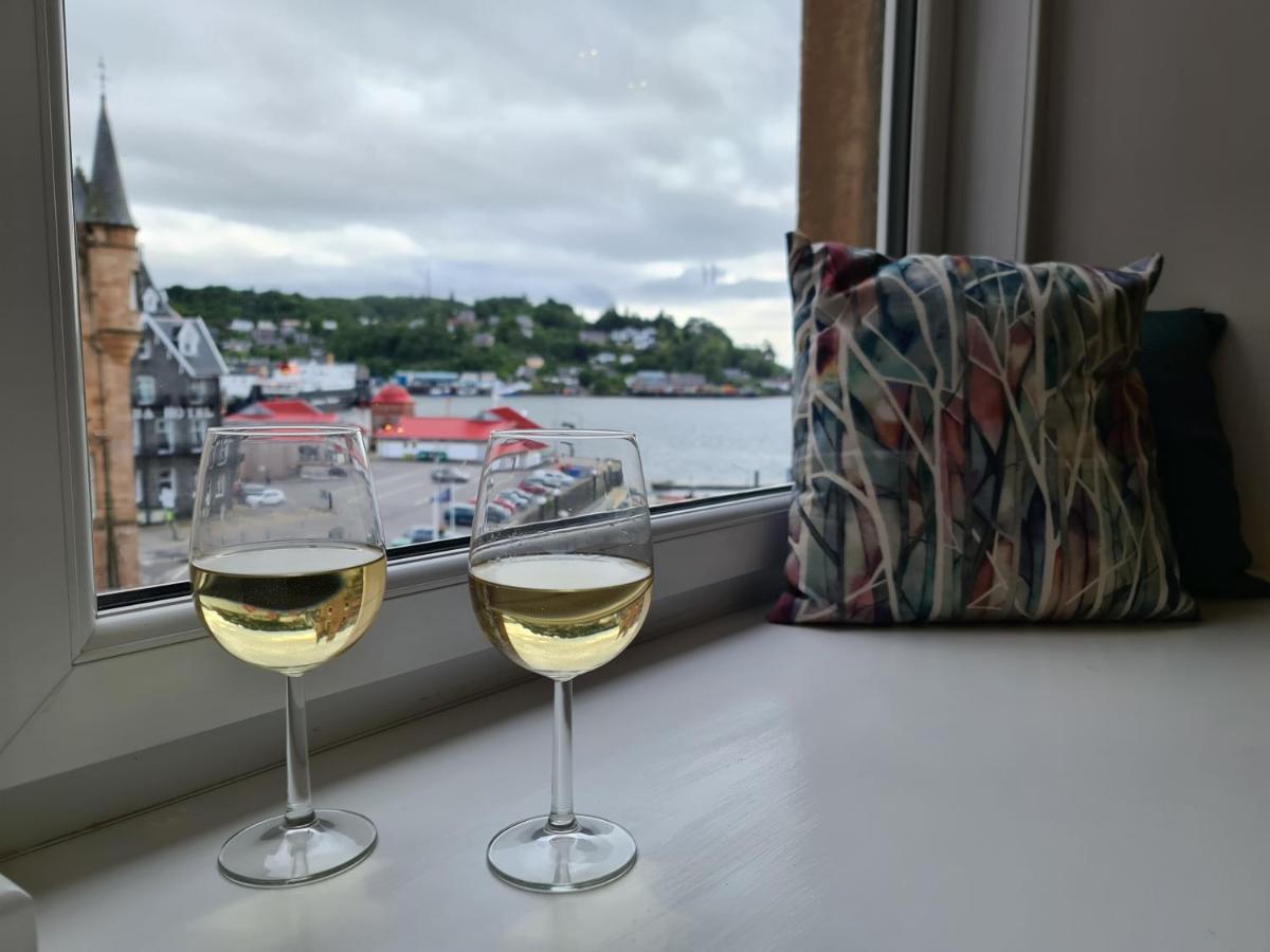 The Editor's Choice, Seafront * Oban