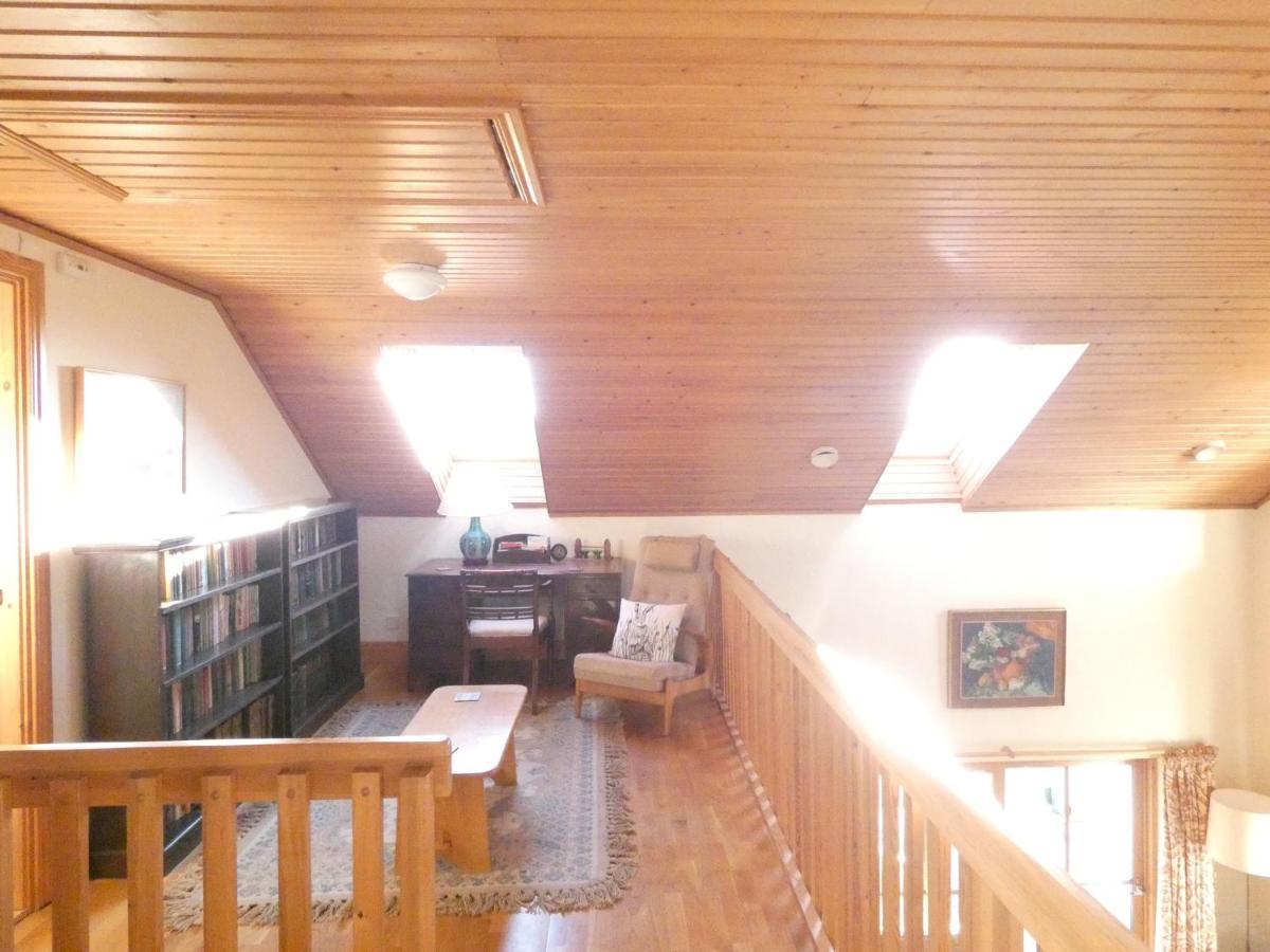 Kintaline-spacious Private Well Equipped On Small Farm, Close To Beach, Woods Holiday home *