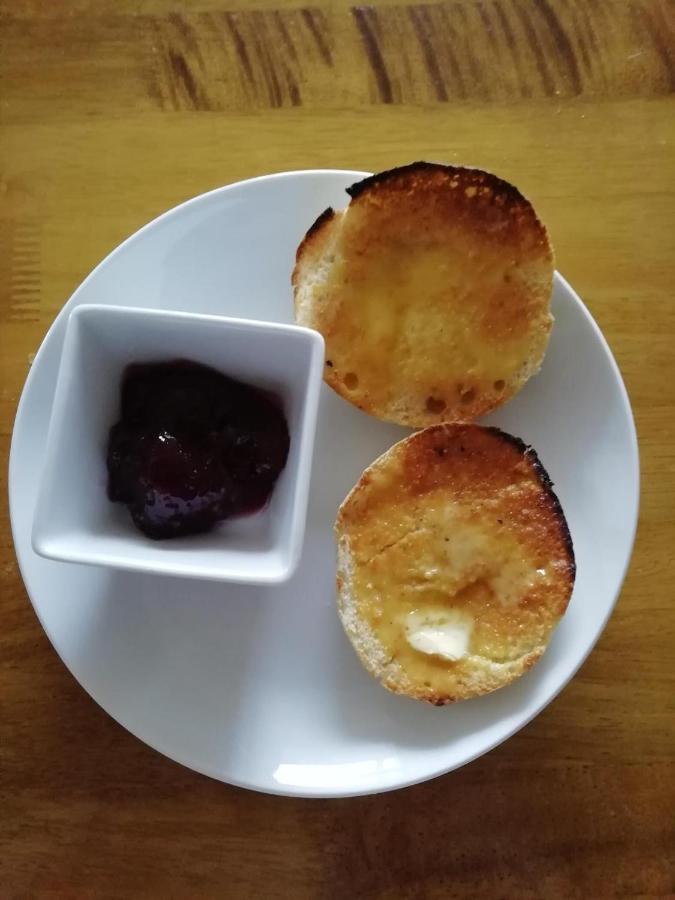 Bed & Breakfast Elderslie