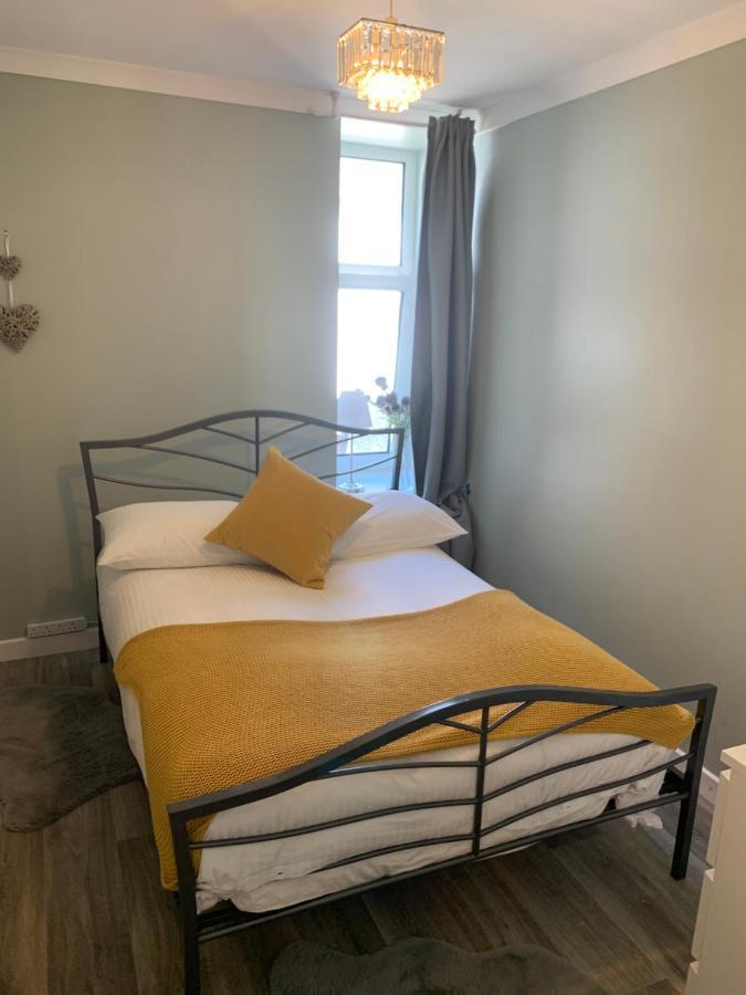 Mccaig's Way Apartment