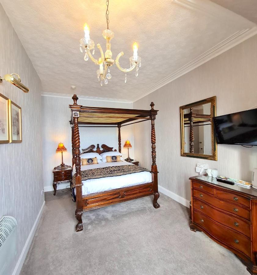 Corriemar House 3*