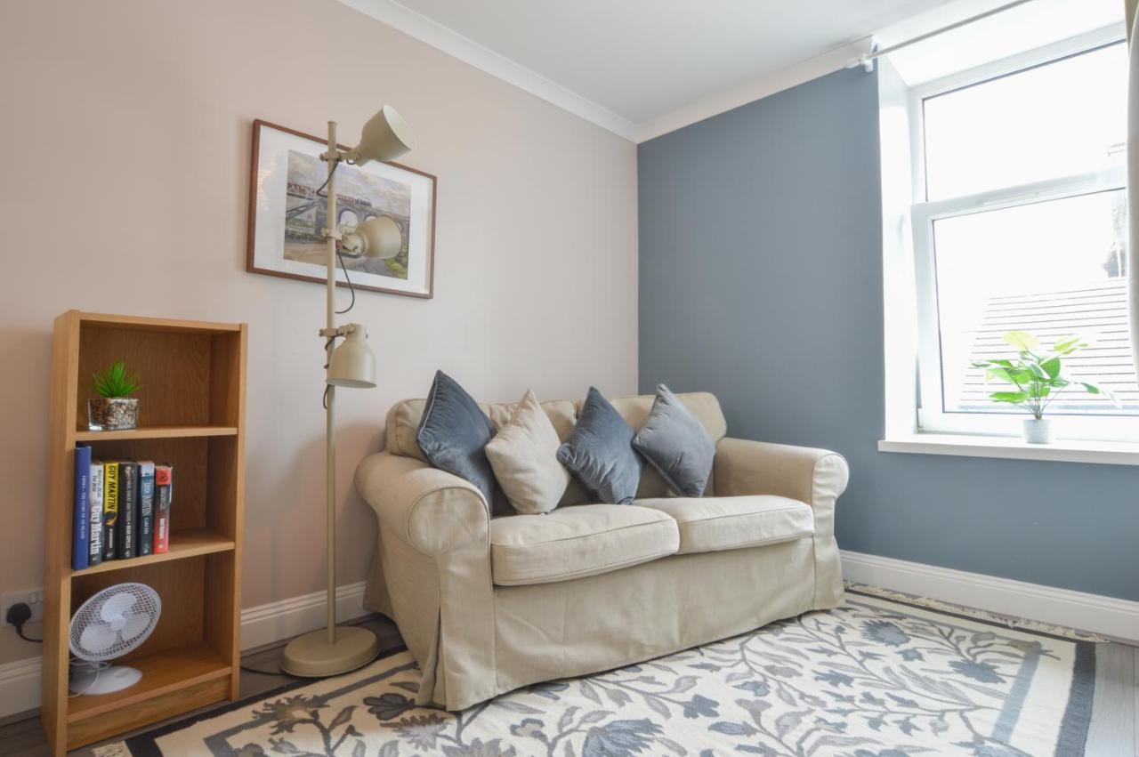 Mccaig's Way Apartment