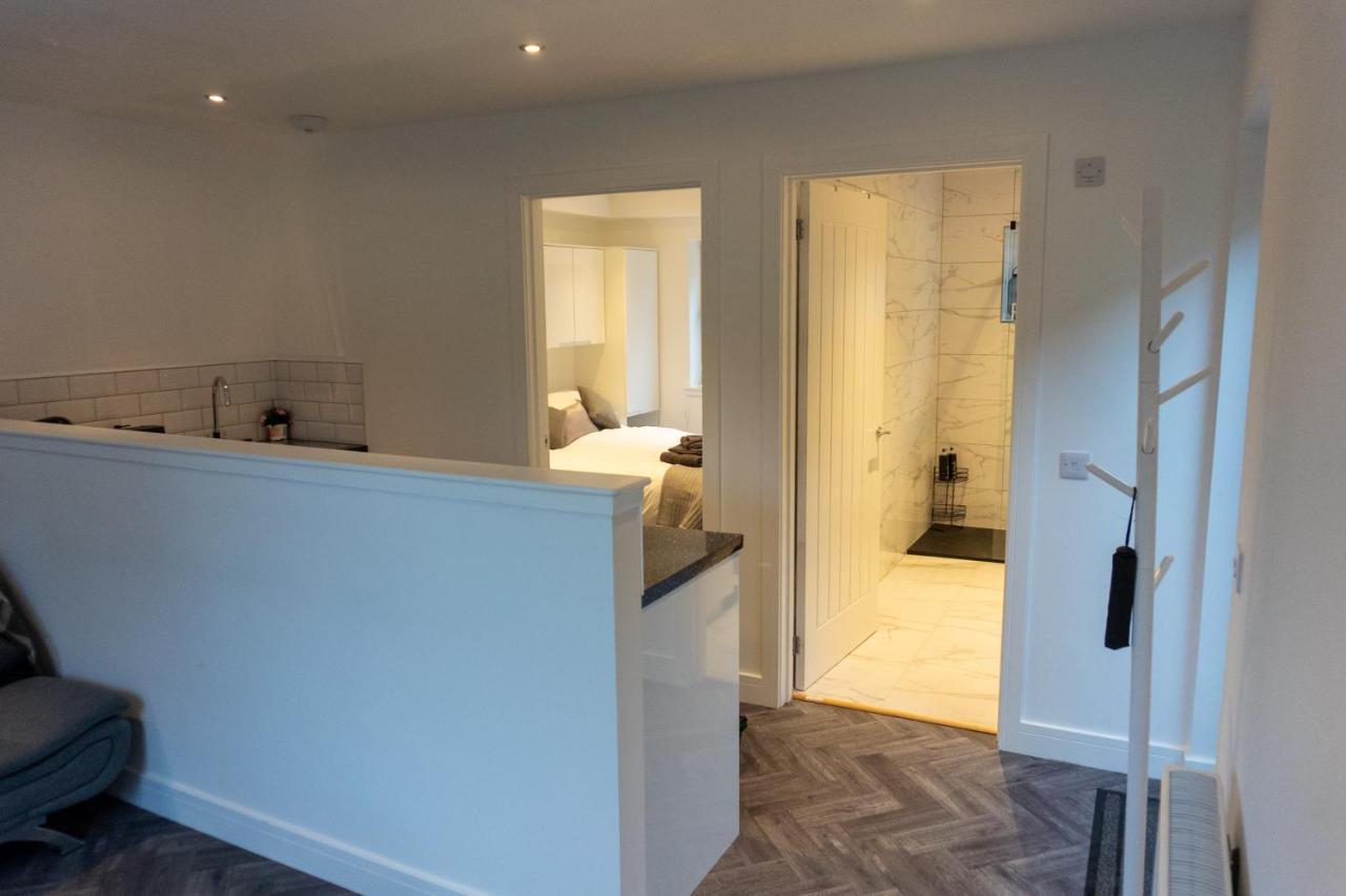 Stunning One Bedroom Apartment