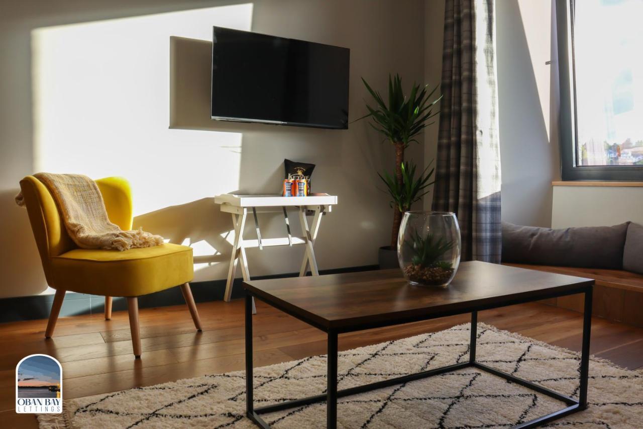 Bay Apartment *