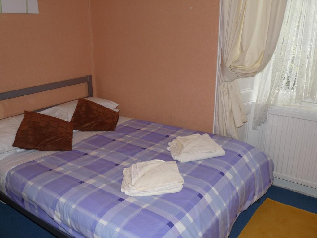 Arbour Guest House 2*