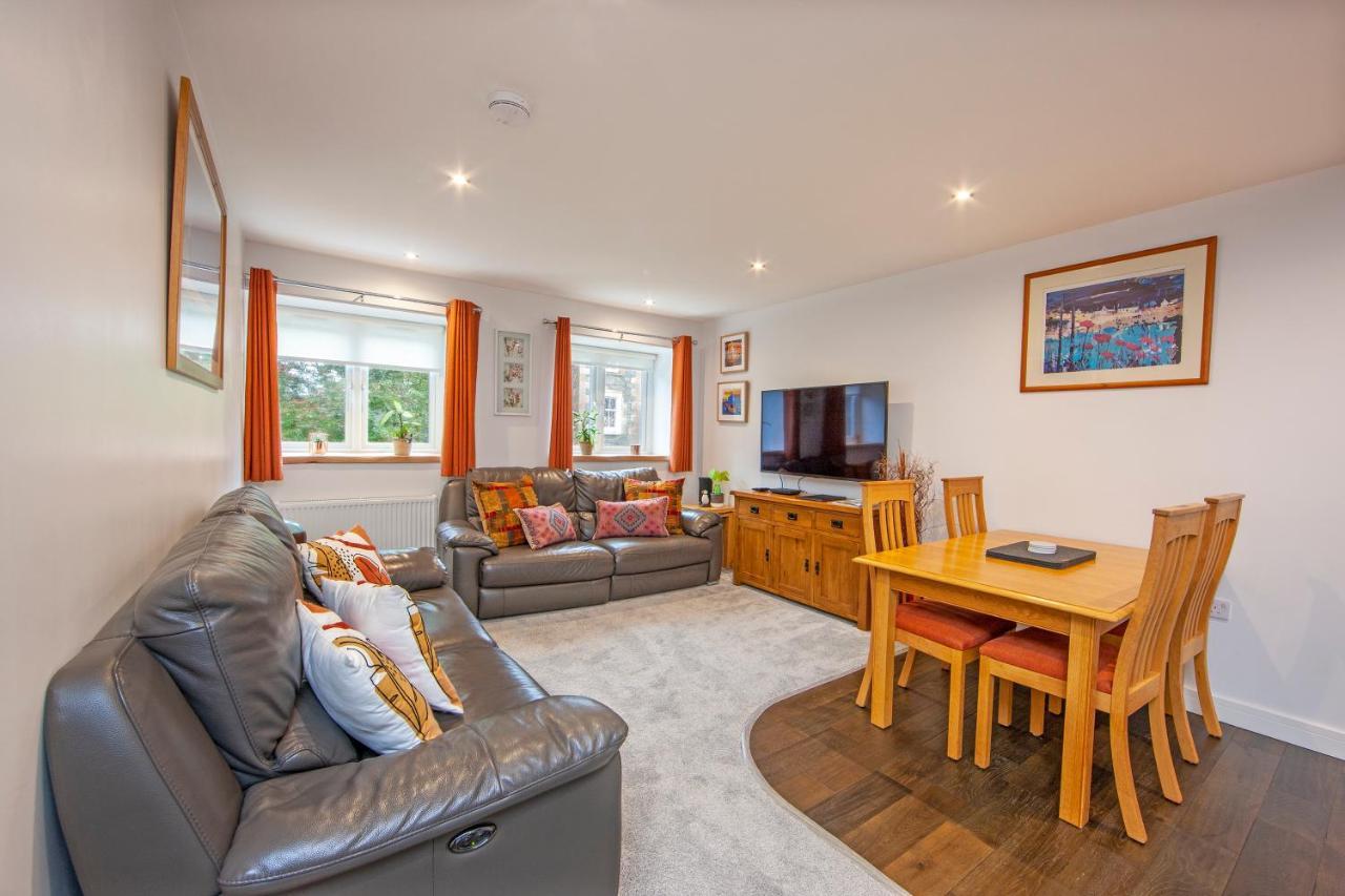 Premium 2 Bed 1st Floor Sleeps 4 Adults In Town * Oban