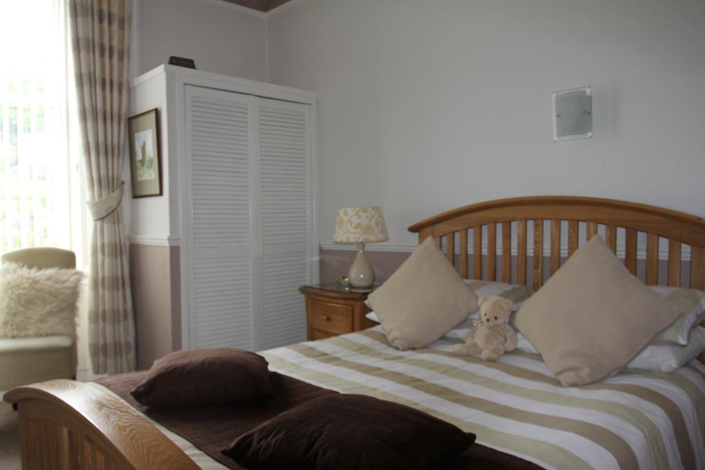 Glenbervie Guest house 4*