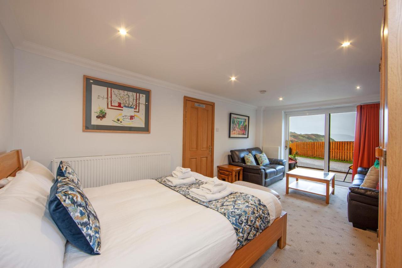 5 Bed House Near Lodge Oban