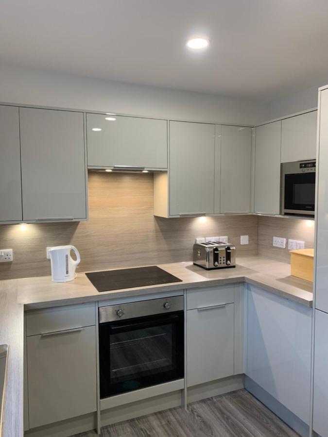 Apartment 1/5 Lismore House *