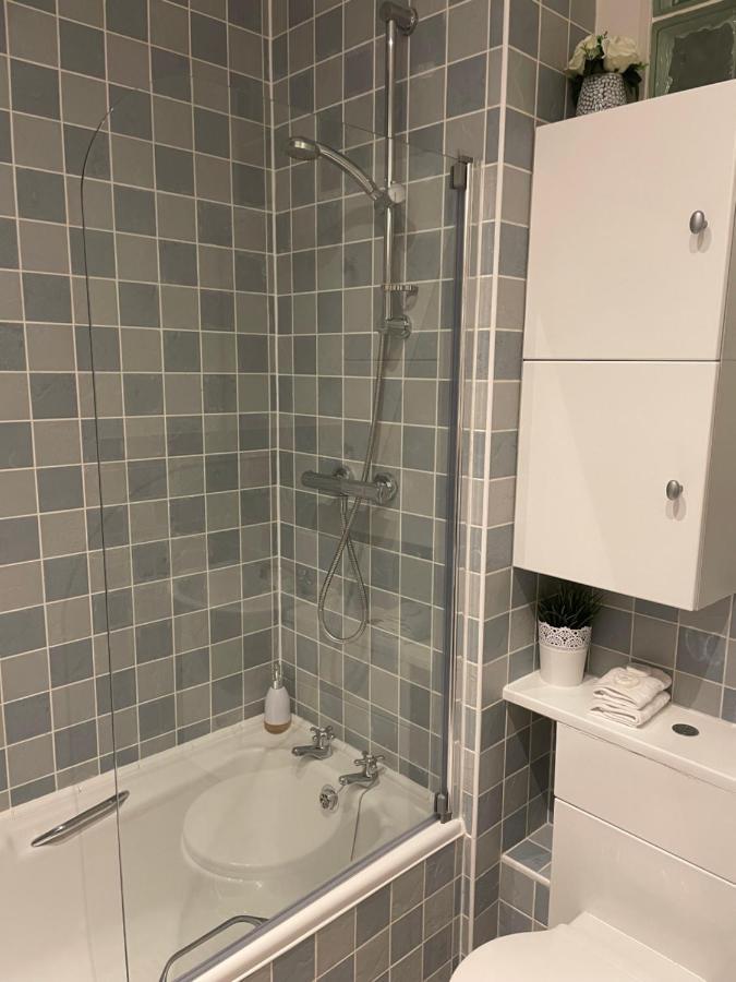 Heart Of George Street / / Argyll Apartment