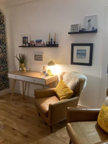 Dana Villa Holiday Accommodation Guest house