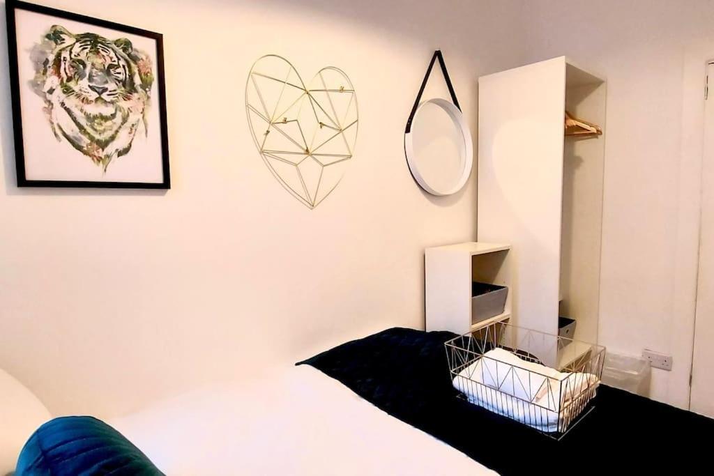 Apartment Flat 12a - Central, Modern, Bright With Free Wifi