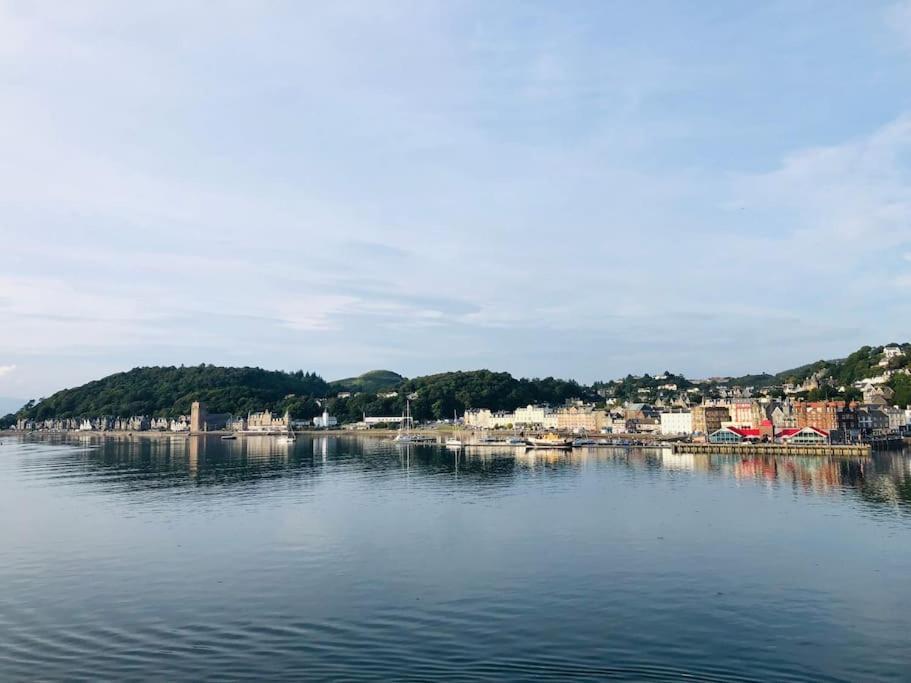 Flat 12a - Central, Modern, Bright With Free Wifi Apartment Oban