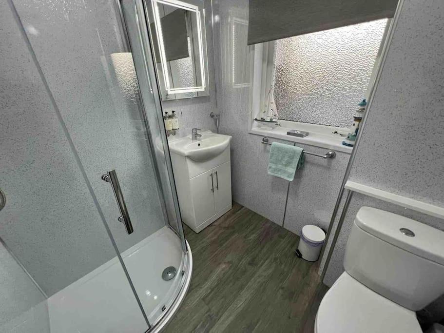 Modern 2 Bed *