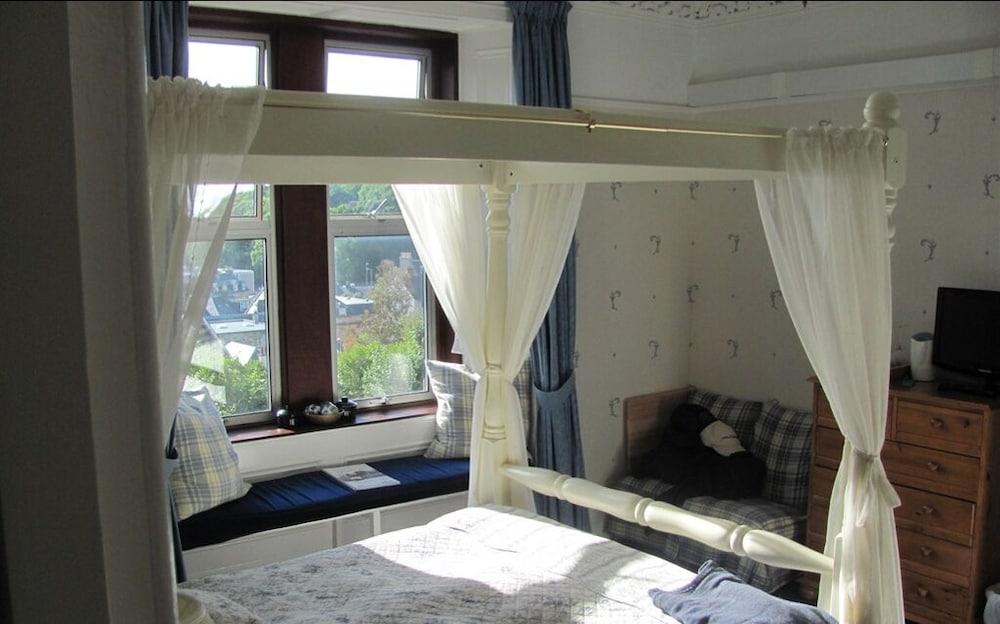 Roseneath Hotel 3*