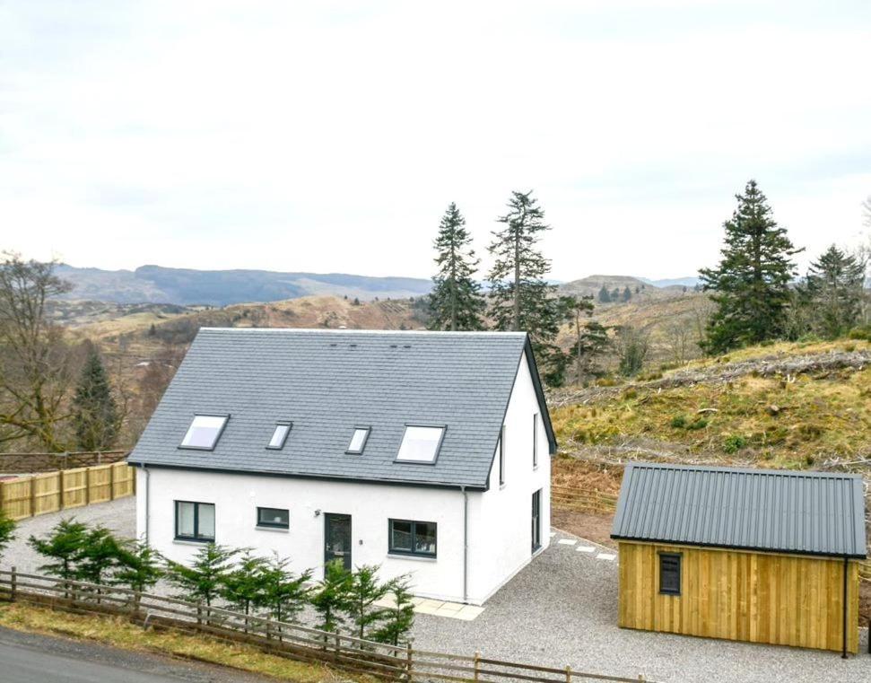 Blackmount House *