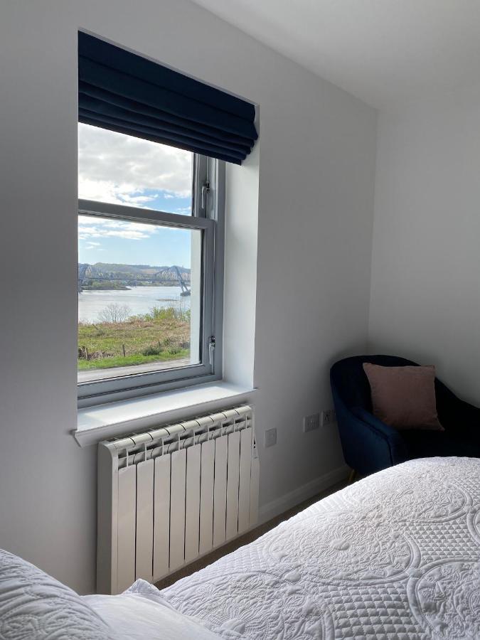 Apartment No 2 The Cairns, Unwind In Style *