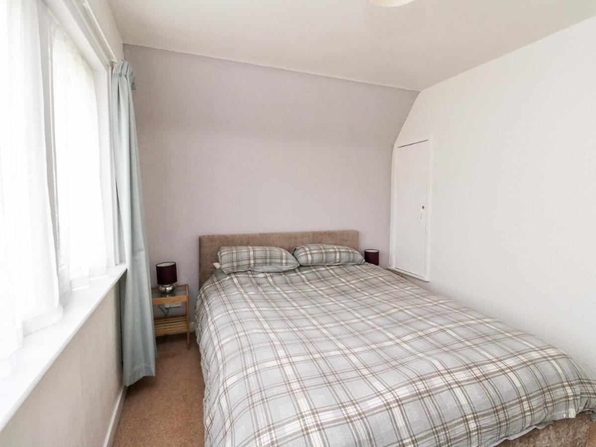 12 Kenmore