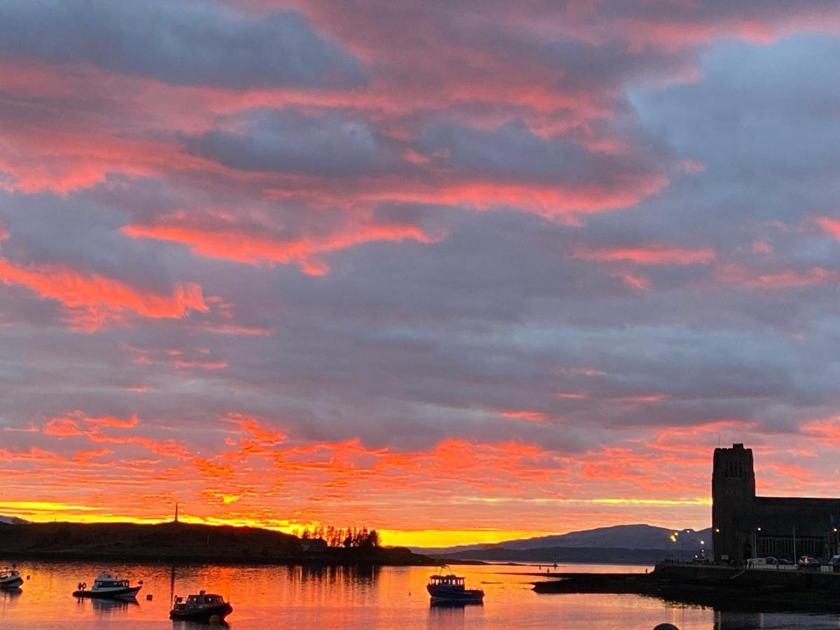 Newly Refurbished Town Centre Apartment Oban