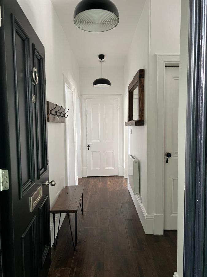 Apartment The Lowry .. Where Elegance Meets Luxury! Oban